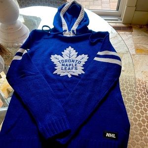 Womens small NHL NWOT sweater